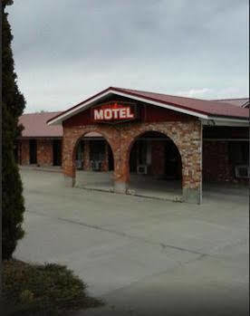 עדן Amber Inn Motel מראה חיצוני תמונה